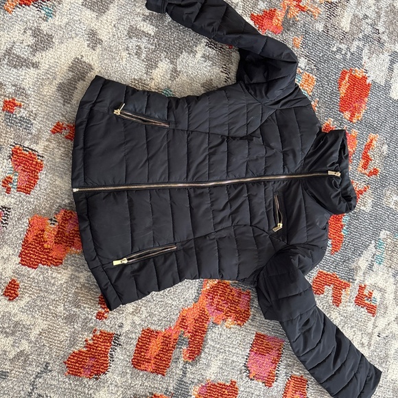 Black winter jacket - Picture 2 of 6